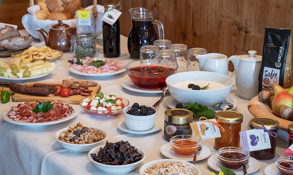 breakfast-farm-castelrotto-south-tyrol