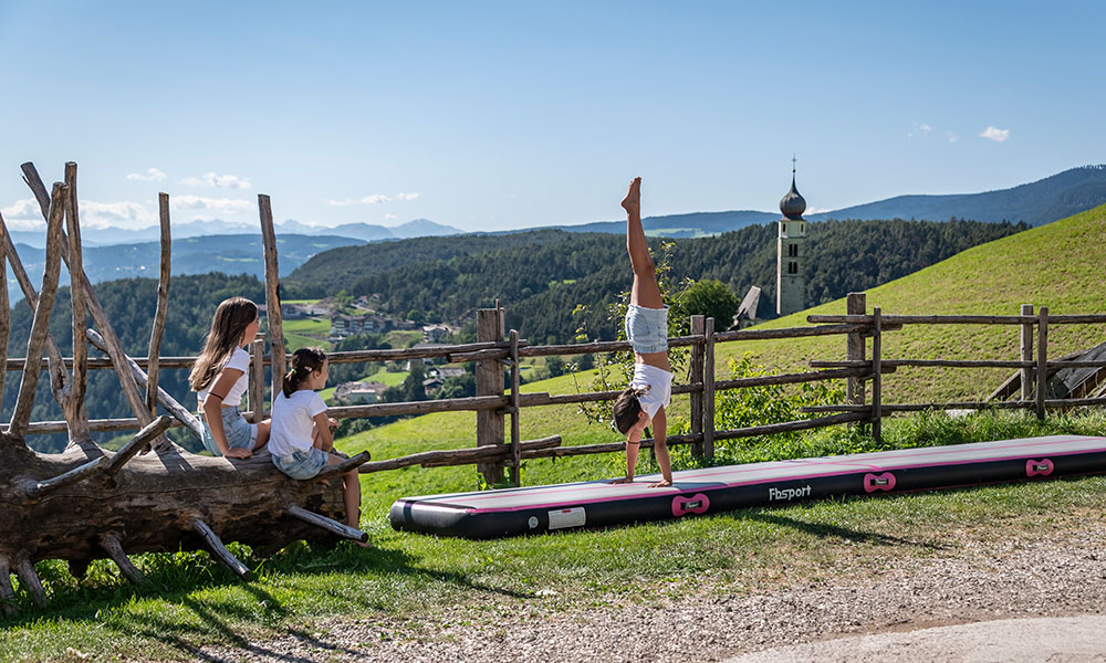 children's vacation-farm-kastelruth-seiser-alm